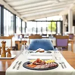 Ribarska Koliba Aparthotel 4*