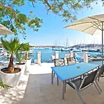 Ribarska Koliba Aparthotel 4*