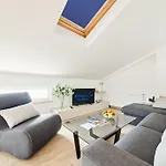 Ribarska Koliba Aparthotel 4*