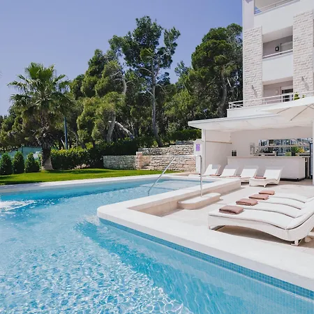 Ribarska Koliba プーラ