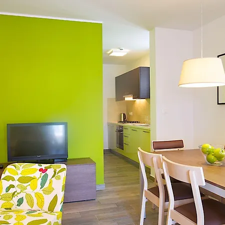 Ribarska Koliba Apartmanhotel Póla