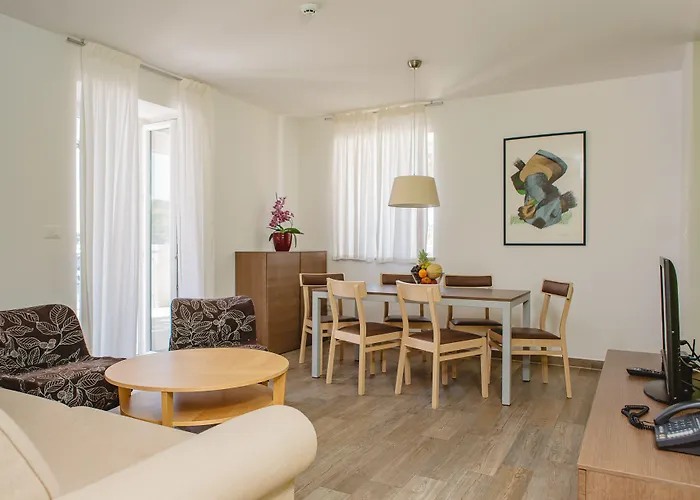 Ribarska Koliba Apartahotel