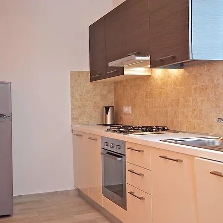 شقة فندقية Ribarska Koliba 4*