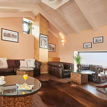 شقة فندقية Ribarska Koliba 4*