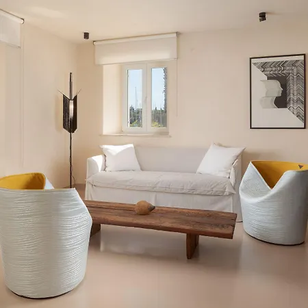 شقة فندقية Ribarska Koliba 4*