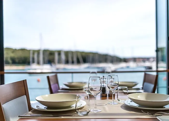 Ribarska Koliba 4* Πούλα