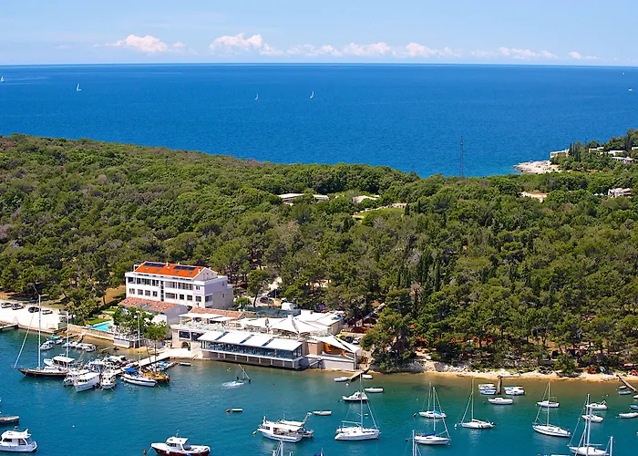 Ribarska Koliba 4* Πούλα